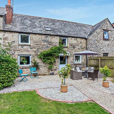 3 Bed In Lanhydrock 90217 Holiday home
